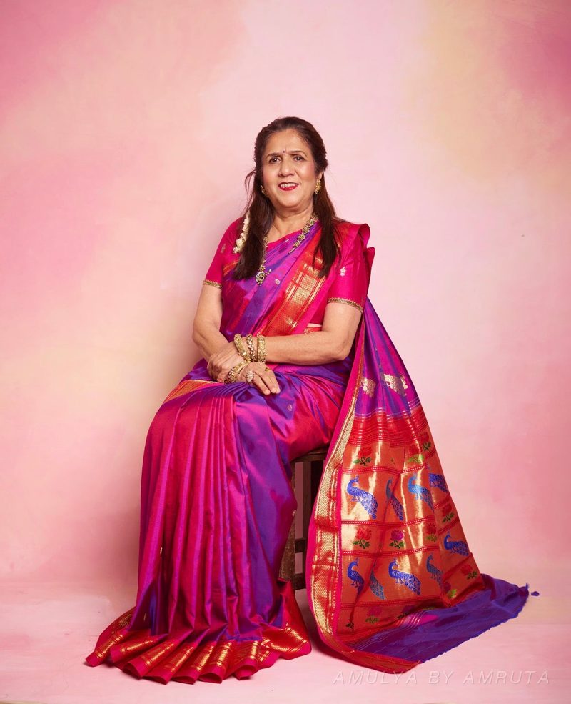  साडी नेसलेली — नेसलेली · ३. अमूल्य बाय अमृता यांनी निवडलेली.